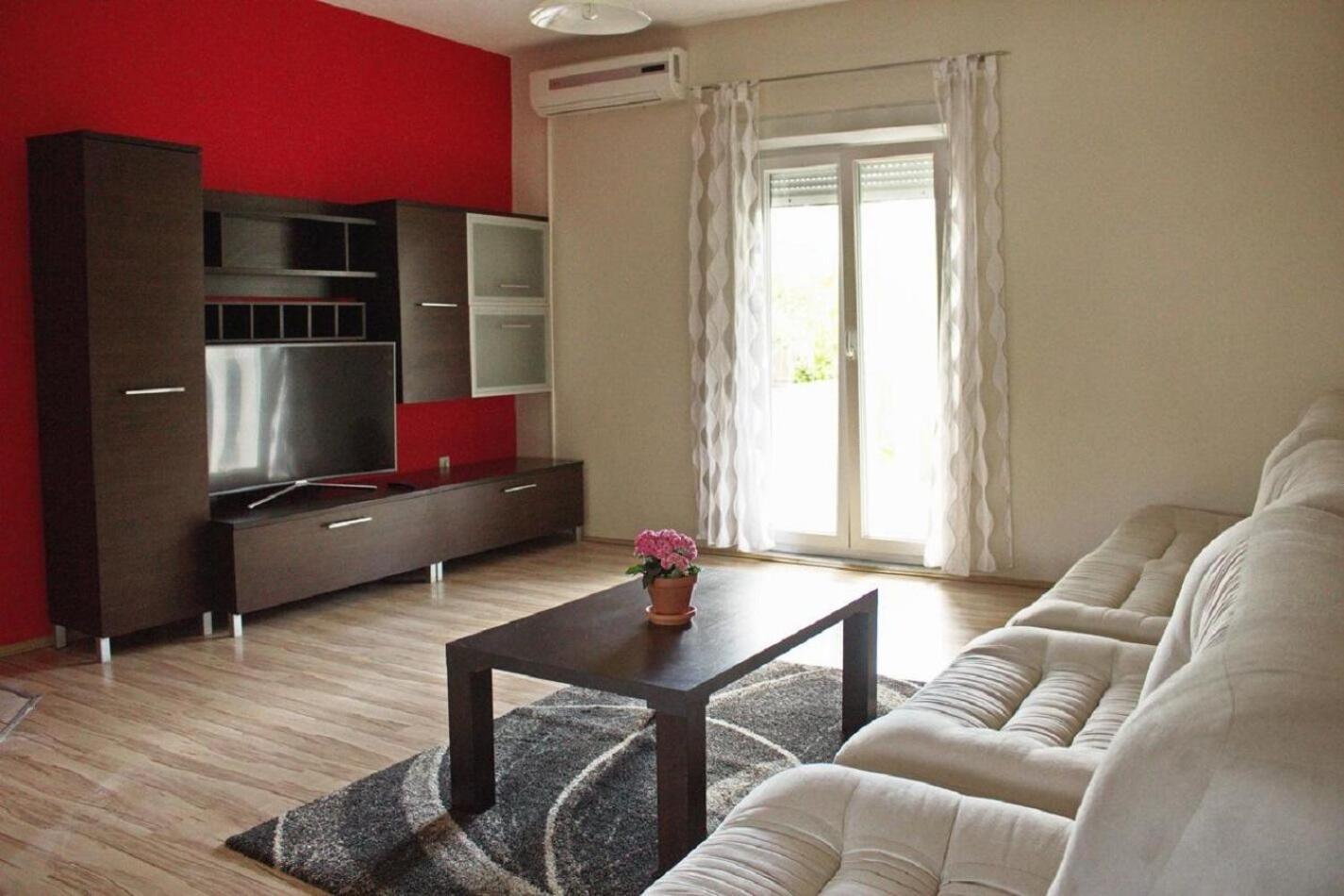Apartment Dita Nin Exterior foto