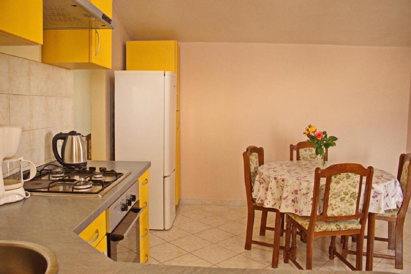 Apartment Dita Nin Exterior foto